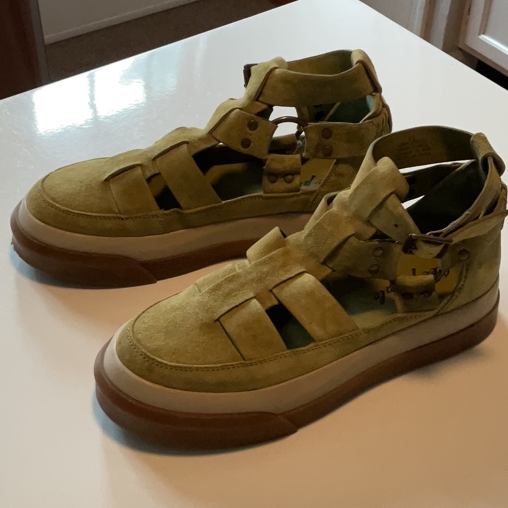 Bodhi Fisher Sneaker